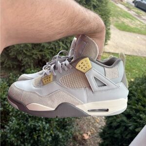 Jordan 4 “Craft Photon Dust”